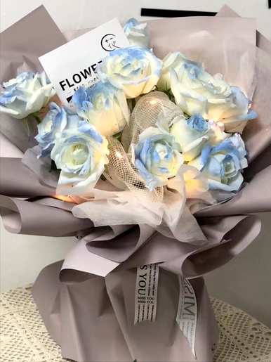 如何保存碎冰蓝玫瑰两天，碎冰蓝玫瑰的意义是什么？